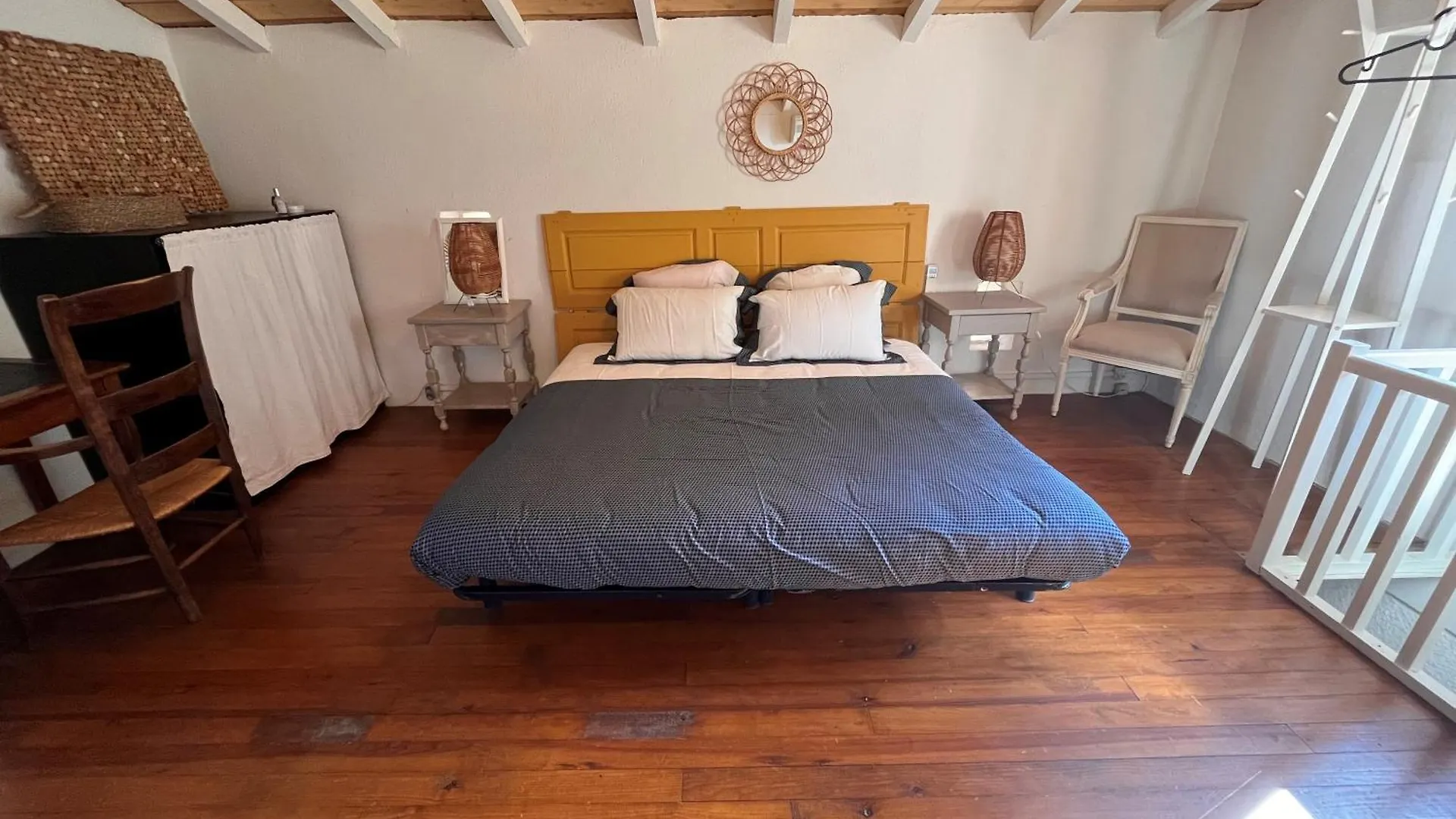 Bastidon Provencal En Plein Coeur De La Foret A Aix-En-Provence Le Tholonet 0*,