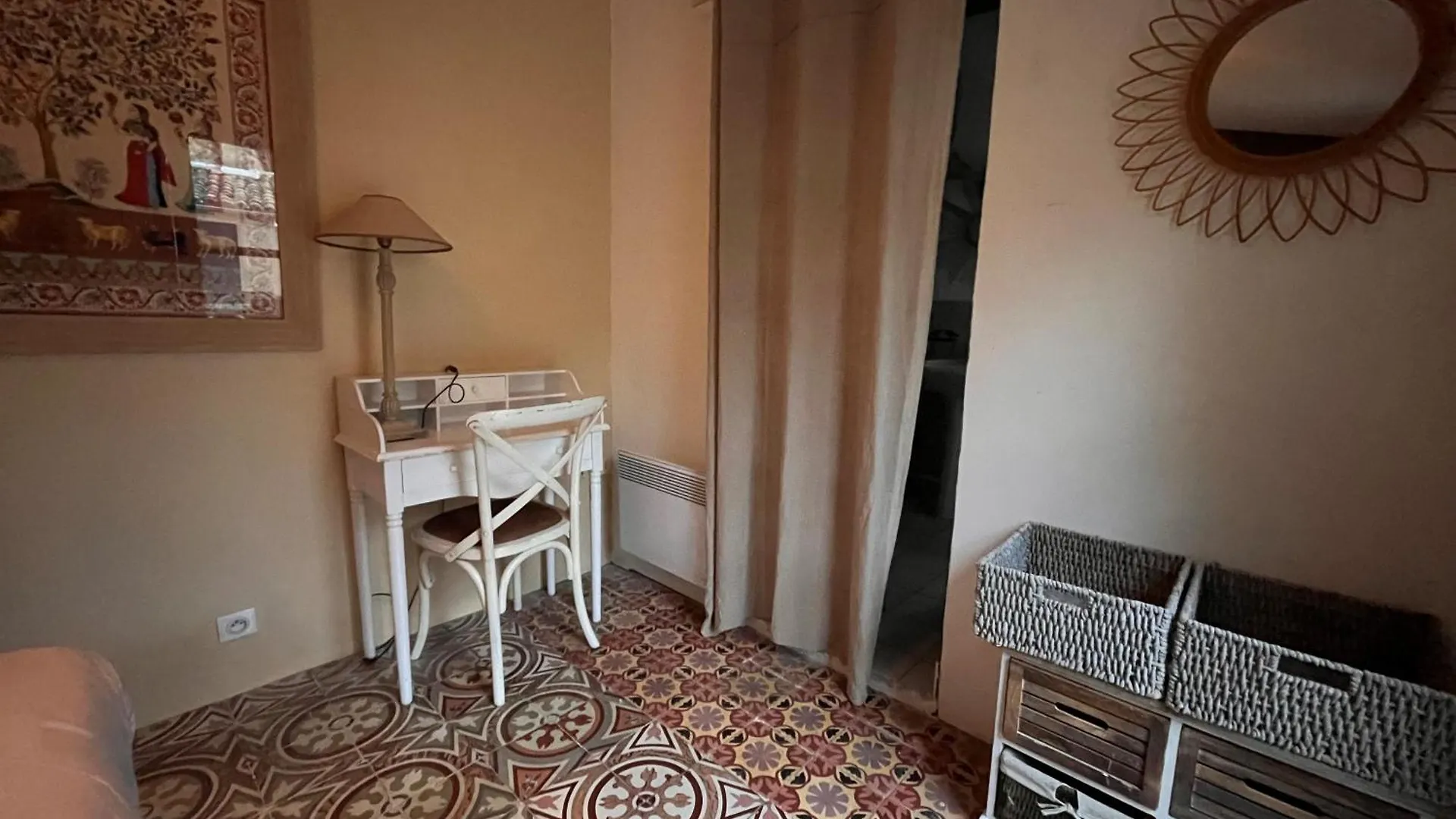 Bastidon Provencal En Plein Coeur De La Foret A Aix-En-Provence Le Tholonet 0*,  France