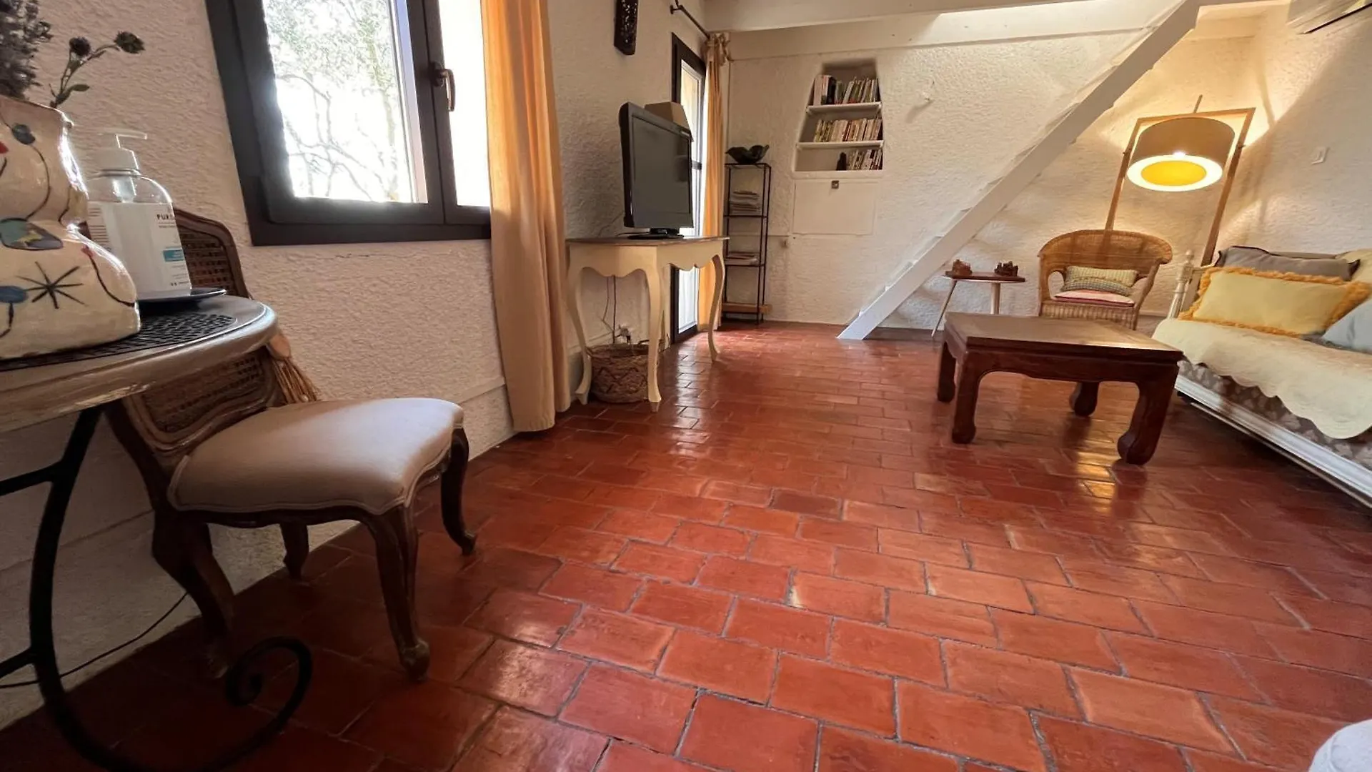 Bastidon Provencal En Plein Coeur De La Foret A Aix-En-Provence Le Tholonet